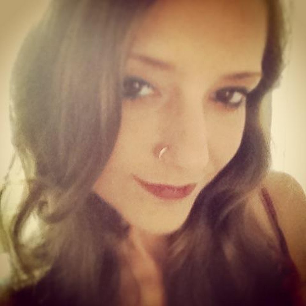 Meet your Posher, Candice